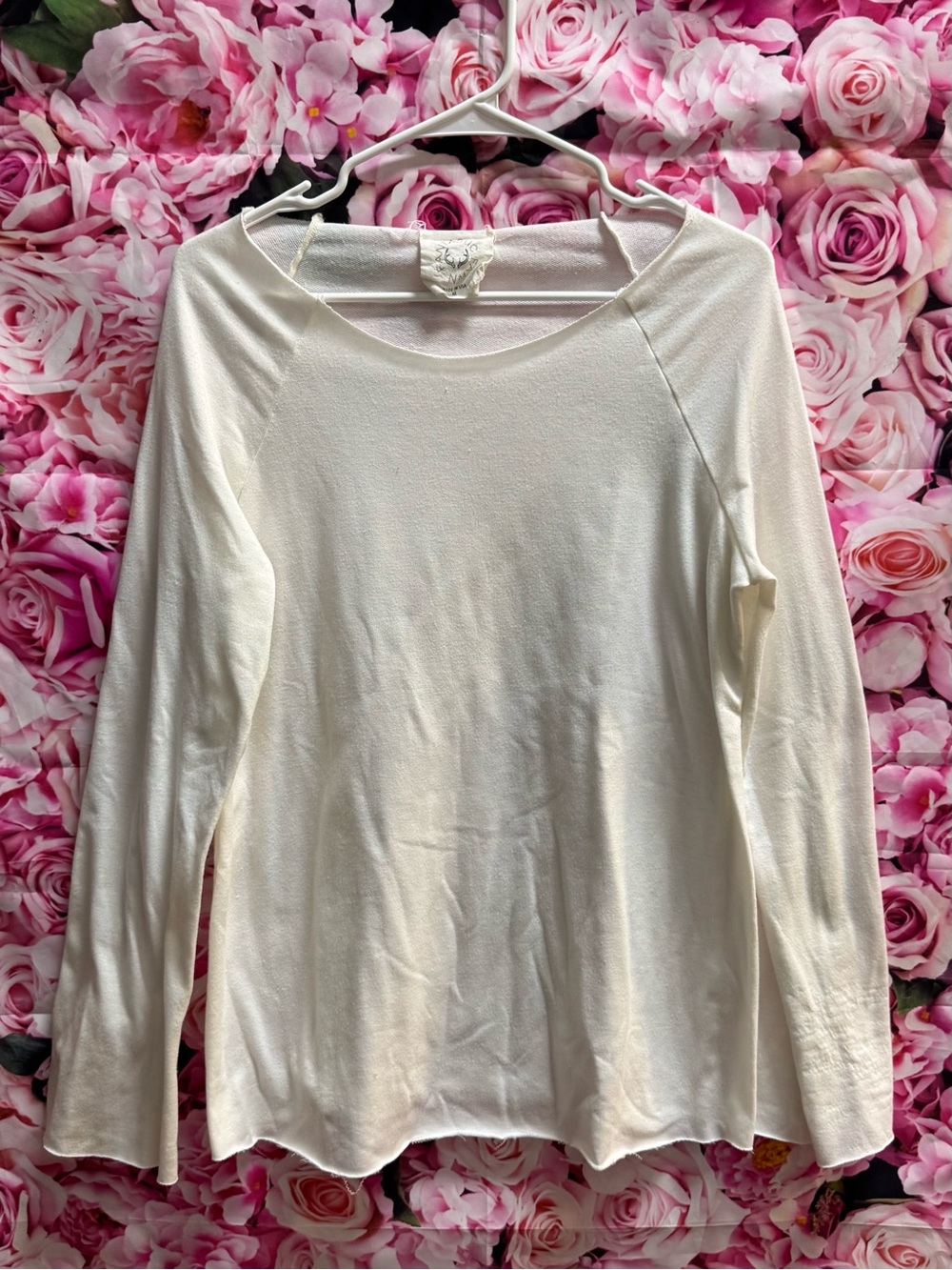 Boutique Women’s Cream Long-Sleeve Lightweight Sweater Top